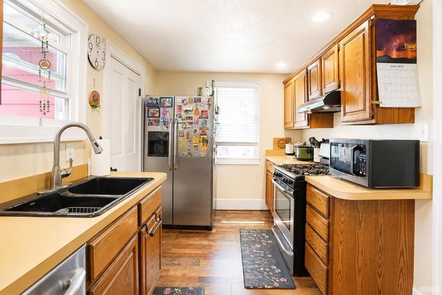 556 River Avenue, South Bend, IN 46601