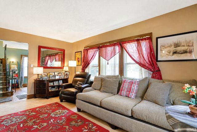 556 River Avenue, South Bend, IN 46601