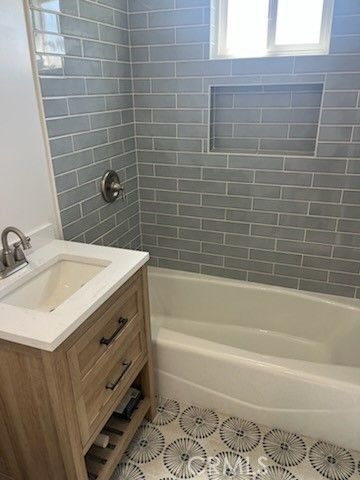 4878 W 140th Street, Hawthorne, CA 90250