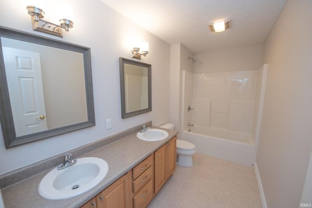 4311 Antiquity Court, West Lafayette, IN 47906