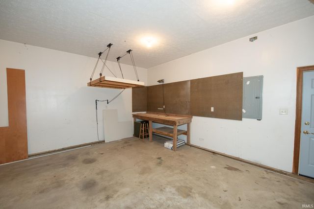 4311 Antiquity Court, West Lafayette, IN 47906