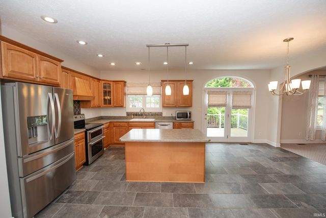 4311 Antiquity Court, West Lafayette, IN 47906