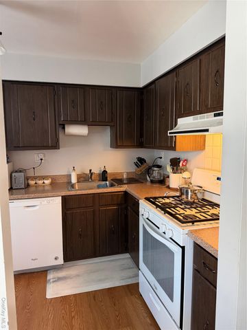 68 Bon Aire Circle P 10, Suffern, NY 10901