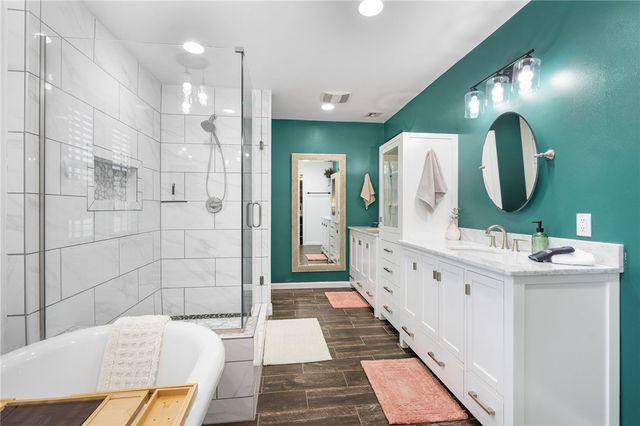 9248 E McNelly Road, Bentonville, AR 72712