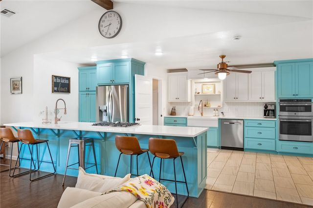 9248 E McNelly Road, Bentonville, AR 72712