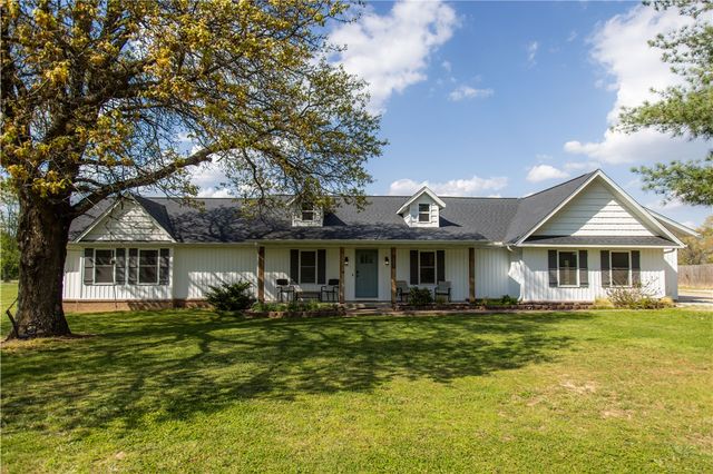 9248 E McNelly Road, Bentonville, AR 72712