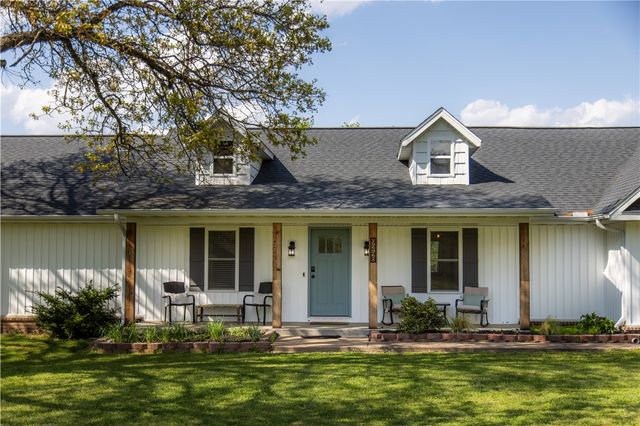 9248 E McNelly Road, Bentonville, AR 72712