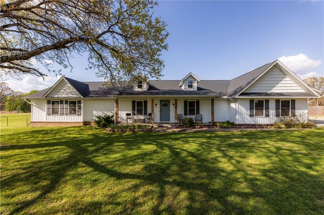9248 E McNelly Road, Bentonville, AR 72712