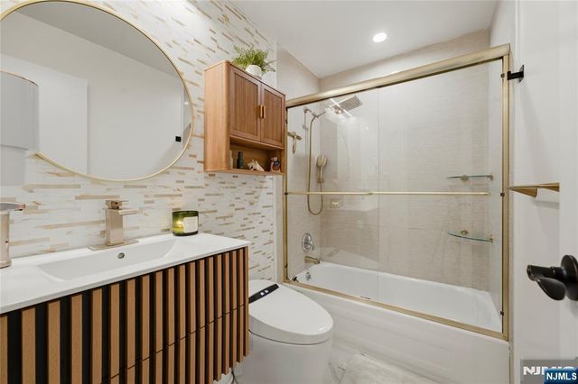 89-93 Teaneck Road A4, Ridgefield Park, NJ 07660