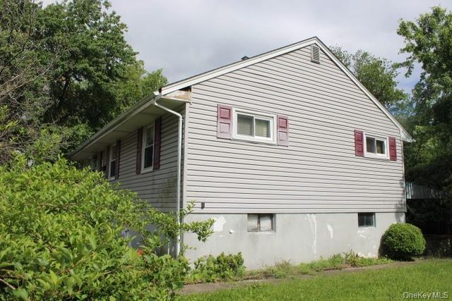 29 E Orchard Street, Nanuet, NY 10954