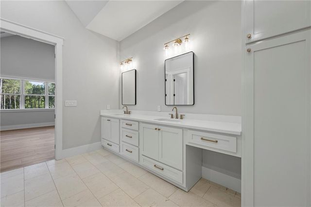 1663 Watkins Farm Road, Nicholson, GA 30565