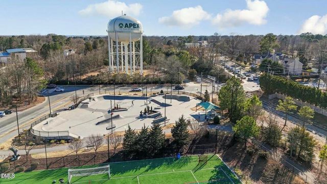 1091 Branch Line Lane, Apex, NC 27502