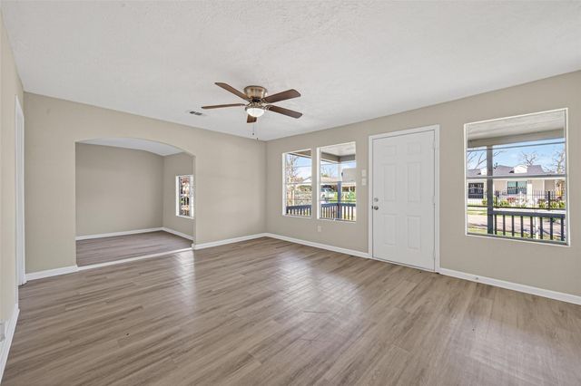 4626 Dewberry Street, Houston, TX 77021