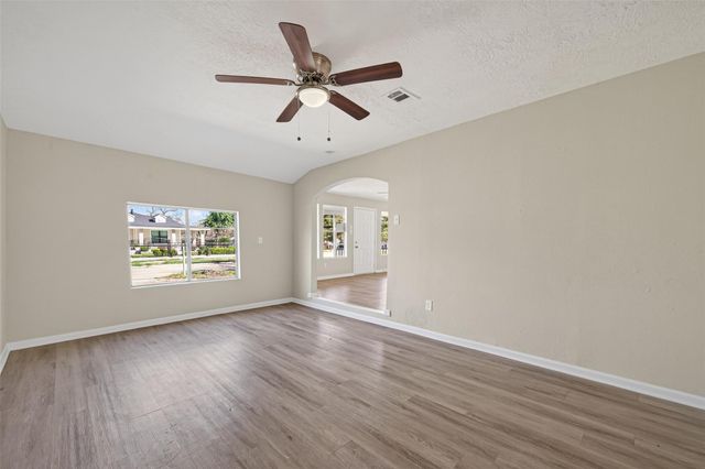 4626 Dewberry Street, Houston, TX 77021