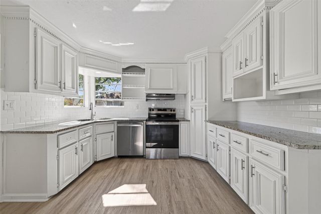 4626 Dewberry Street, Houston, TX 77021