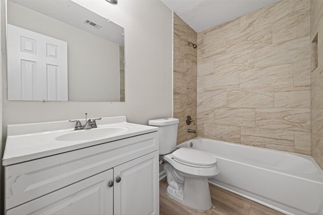 4626 Dewberry Street, Houston, TX 77021