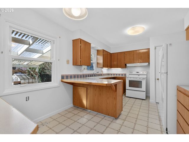 4506 Se ADAMS St, Milwaukie, OR 97222