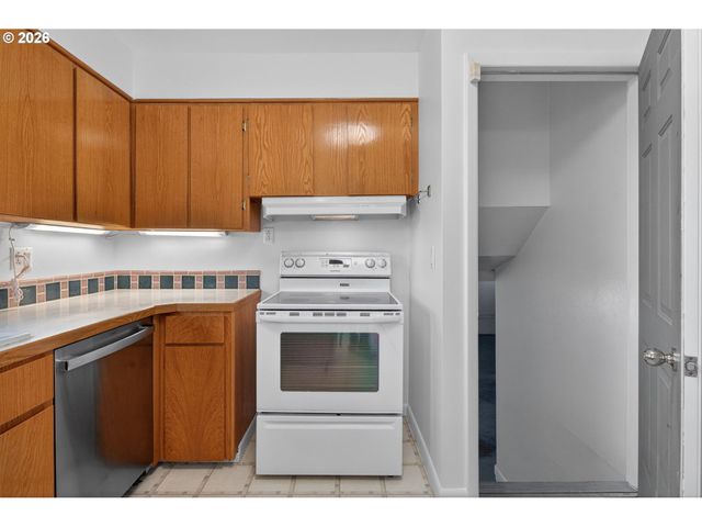 4506 Se ADAMS St, Milwaukie, OR 97222