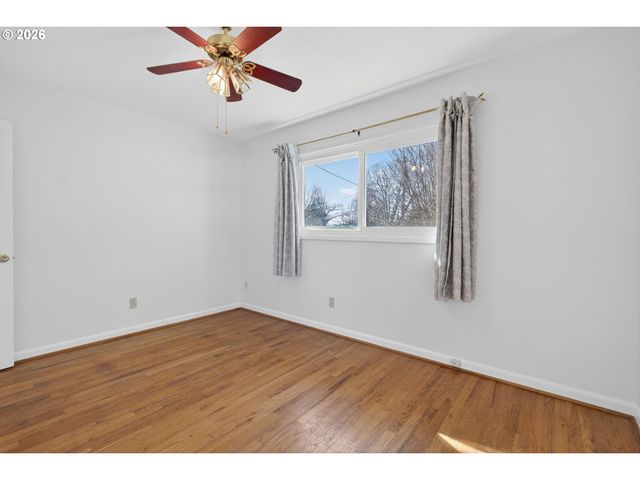 4506 Se ADAMS St, Milwaukie, OR 97222