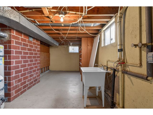 4506 Se ADAMS St, Milwaukie, OR 97222