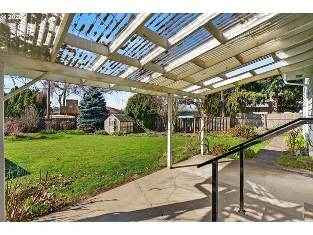 4506 Se ADAMS St, Milwaukie, OR 97222