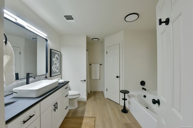 102 Saddlebrook, San Antonio, TX 78245