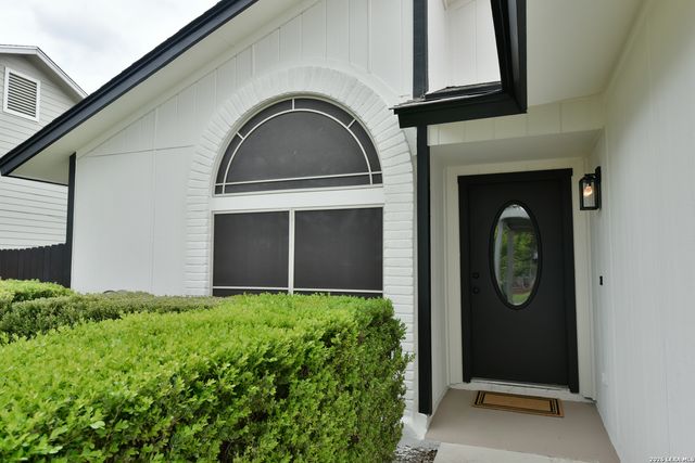 102 Saddlebrook, San Antonio, TX 78245