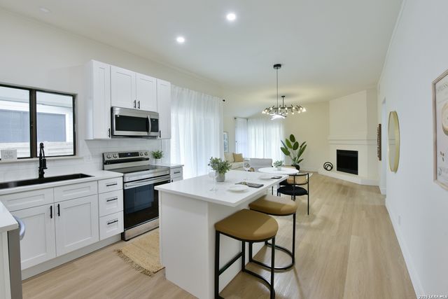 102 Saddlebrook, San Antonio, TX 78245