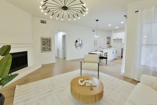 102 Saddlebrook, San Antonio, TX 78245