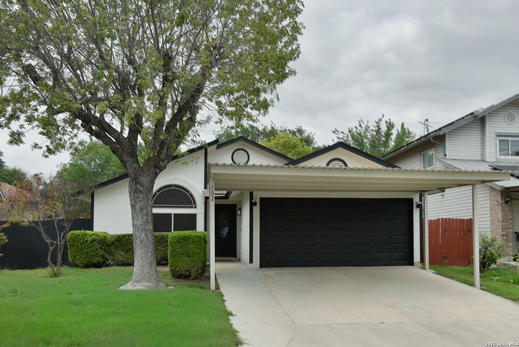 102 Saddlebrook, San Antonio, TX 78245