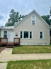 118 Wilcox Avenue, Elgin, IL 60123