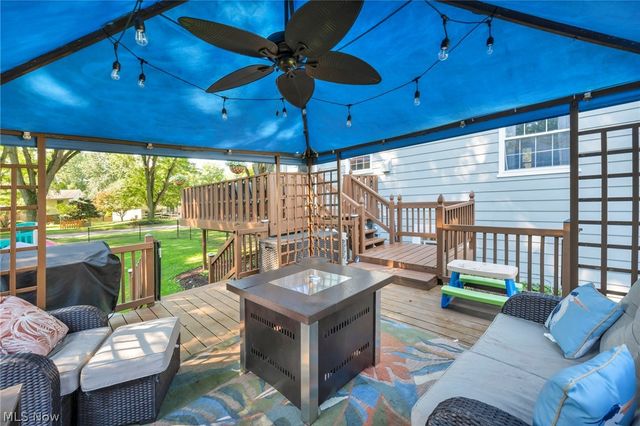 1045 Deleone Drive, Kent, OH 44240