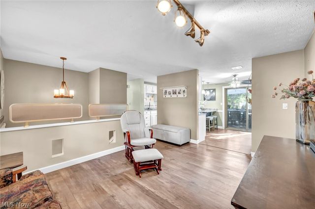 1045 Deleone Drive, Kent, OH 44240