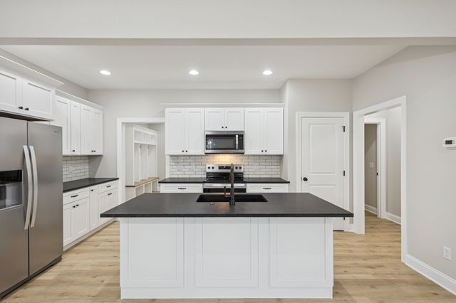 158 Lisa Drive, Gordonsville, TN 38563