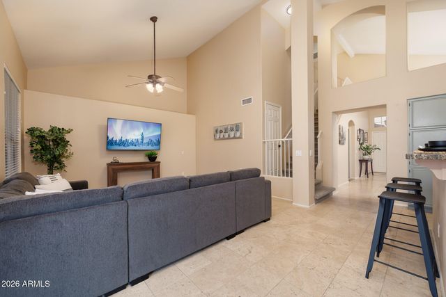 7452 W LOS GATOS Drive, Glendale, AZ 85310