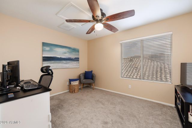 7452 W LOS GATOS Drive, Glendale, AZ 85310