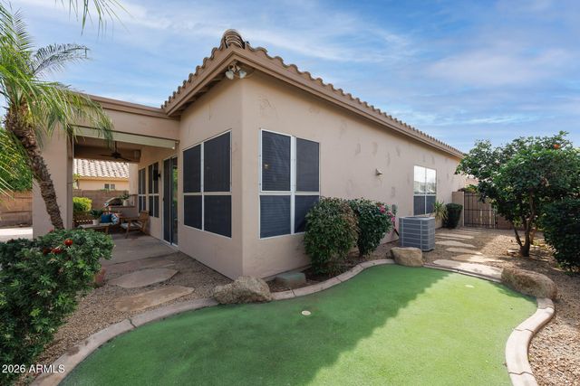 7452 W LOS GATOS Drive, Glendale, AZ 85310
