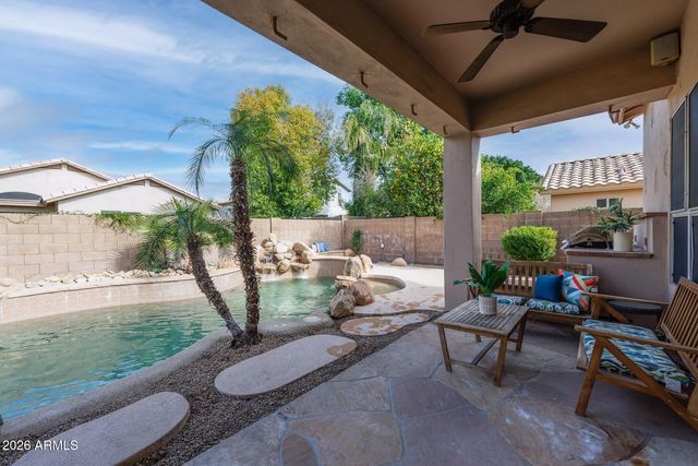 7452 W LOS GATOS Drive, Glendale, AZ 85310