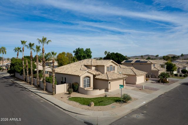 7452 W LOS GATOS Drive, Glendale, AZ 85310