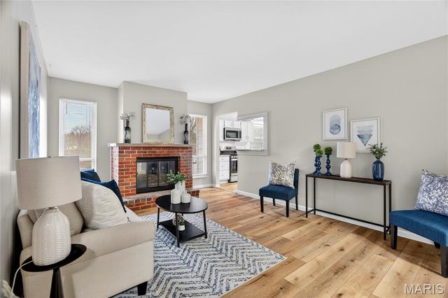 3519 Rue De Renard, Florissant, MO 63034