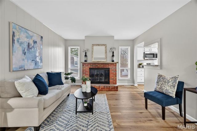 3519 Rue De Renard, Florissant, MO 63034