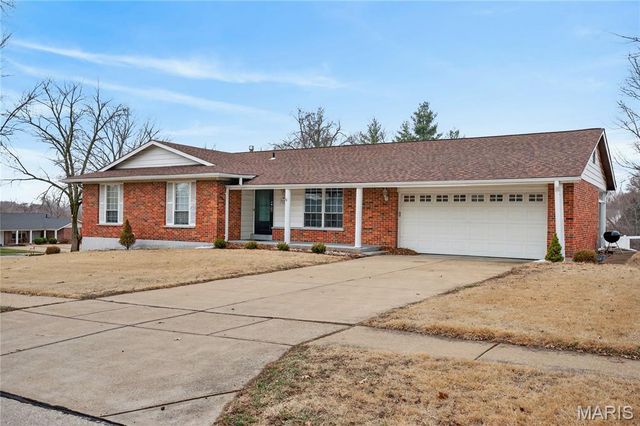 3519 Rue De Renard, Florissant, MO 63034