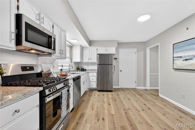 3519 Rue De Renard, Florissant, MO 63034