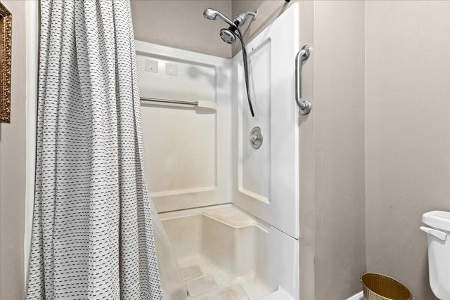6415 Catawba Creek RD, Troutville, VA 24175