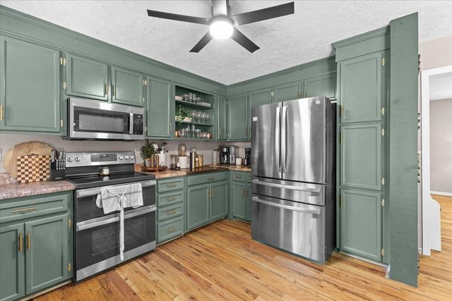 6415 Catawba Creek RD, Troutville, VA 24175