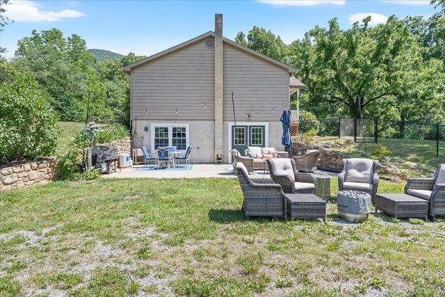 6415 Catawba Creek RD, Troutville, VA 24175