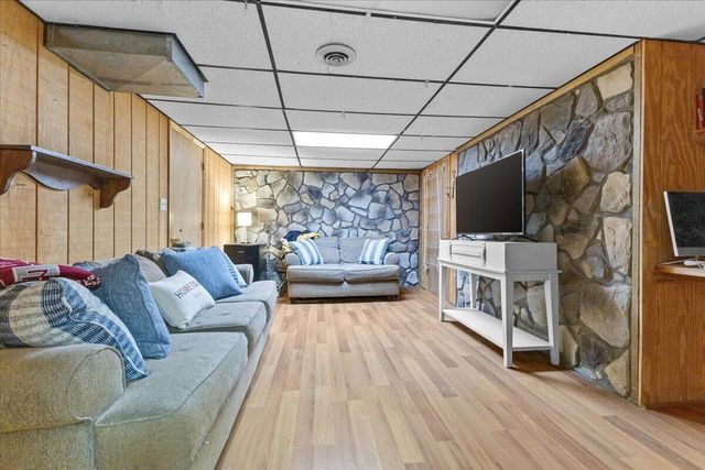 6415 Catawba Creek RD, Troutville, VA 24175