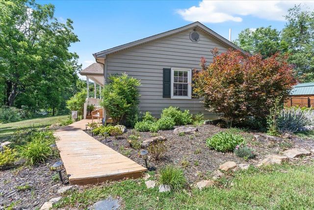 6415 Catawba Creek RD, Troutville, VA 24175