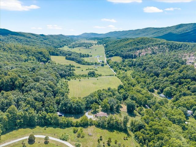 6415 Catawba Creek RD, Troutville, VA 24175