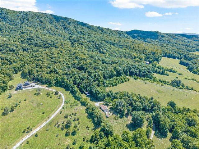 6415 Catawba Creek RD, Troutville, VA 24175
